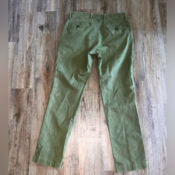 Men’s GAP Olive Green Khakis - Picture 7 of 9